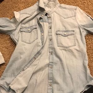 Women’s jean shirt.